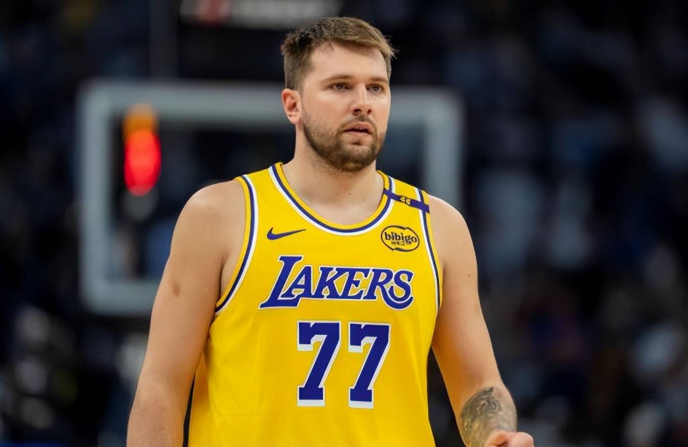 虎扑-塔图姆赛事官方发布势不可挡新规，湖人争议不断！的简单介绍