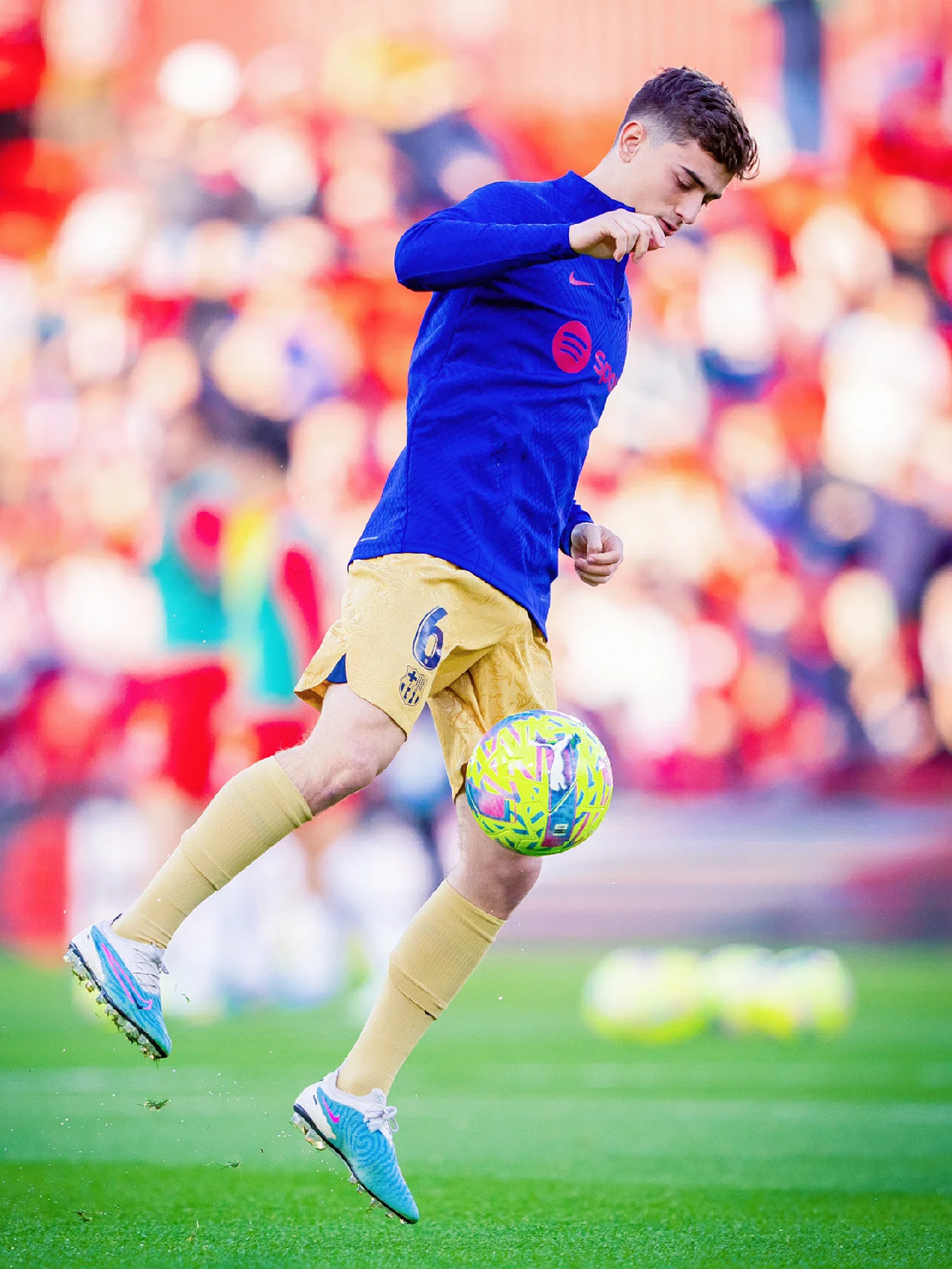 虎扑体育-Ming在巴塞罗那比赛中逆转，挺进下一轮引发热议！的简单介绍