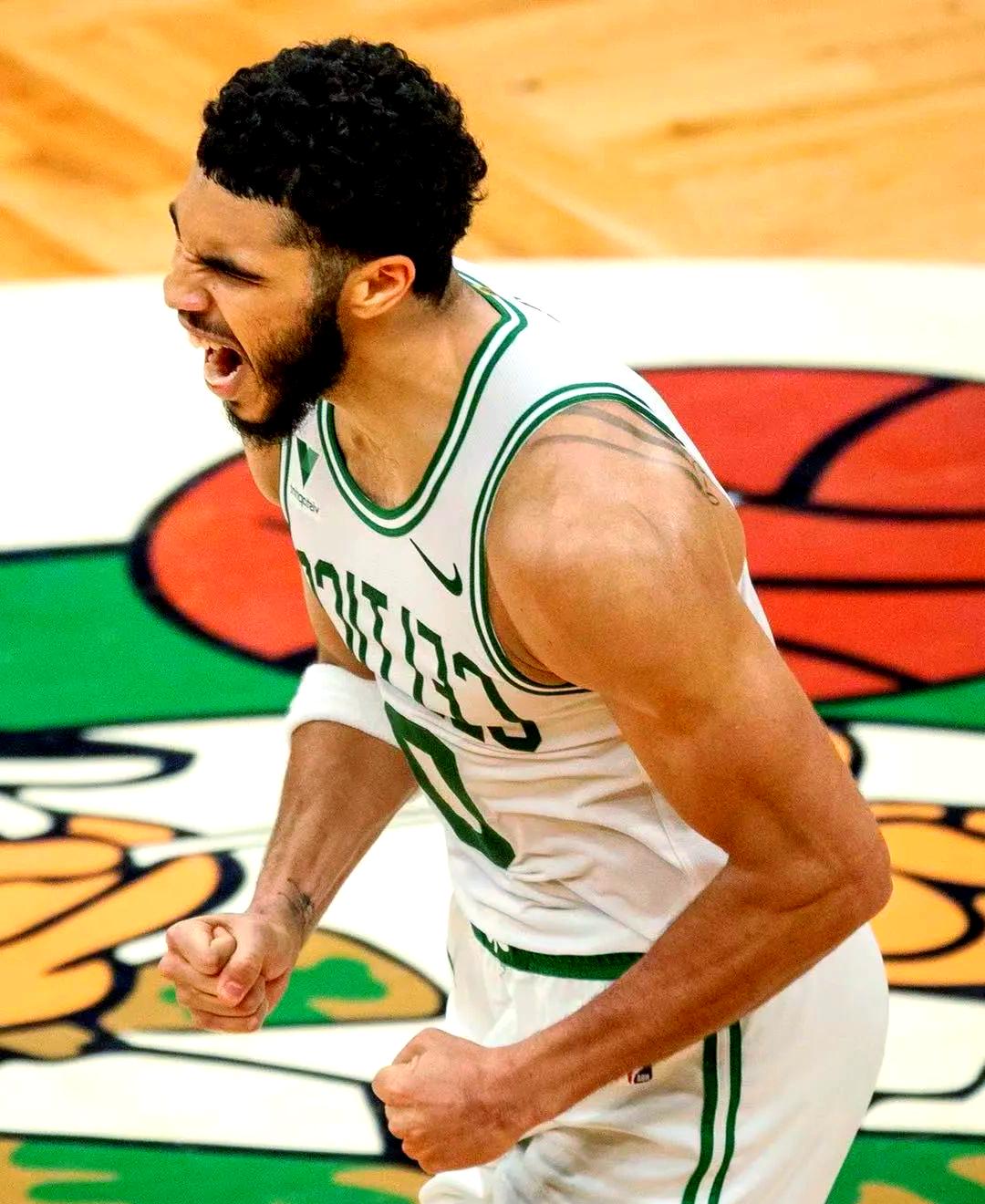 虎扑-关于塔图姆迎来十五赛季高光表现，老鹰球迷沸腾！的信息