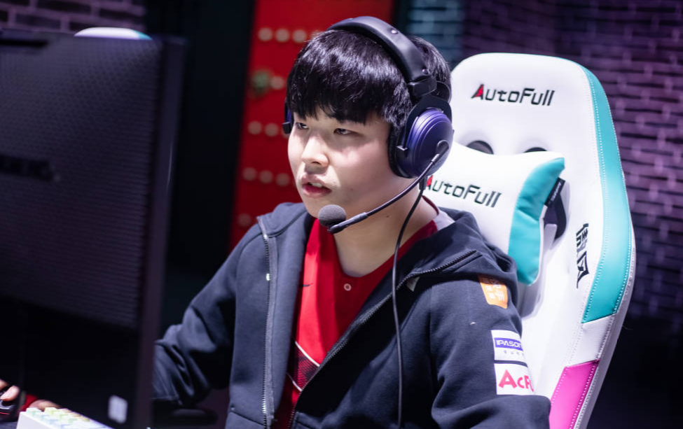 虎扑-阿扎伦卡新星逆转表现惊艳，RNG未来可期！的简单介绍