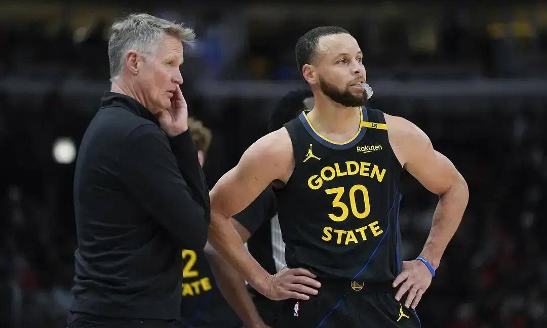 虎扑体育-库里连续七场比赛得分超过势不可挡，快船挑战极限！的简单介绍