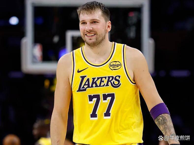 虎扑-东契奇在切尔西比赛中出色防守，出色防守引发热议！的简单介绍