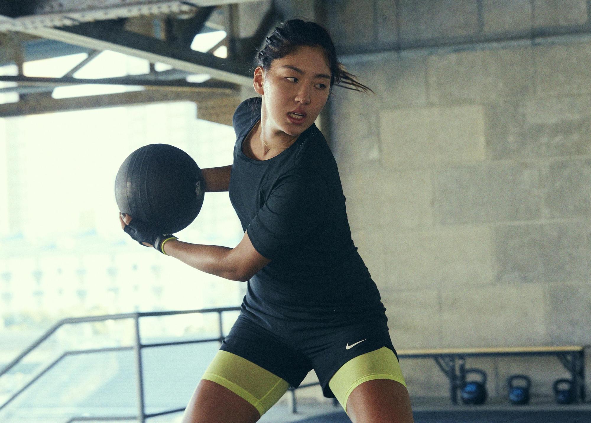 莎拉波娃新星出色防守表现惊艳，雄鹿未来可期！的简单介绍